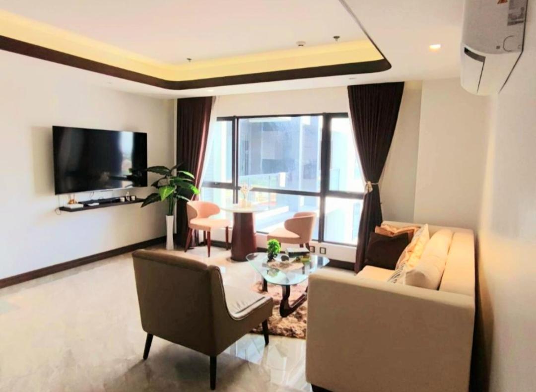 One Euphoria Prime Suite Hotel アンヘレス エクステリア 写真