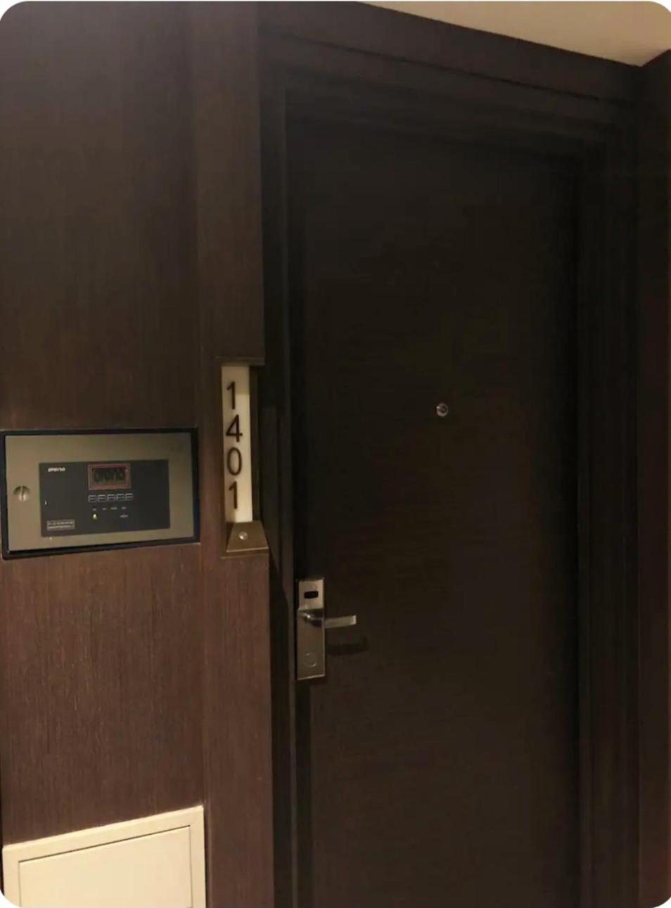 One Euphoria Prime Suite Hotel アンヘレス エクステリア 写真