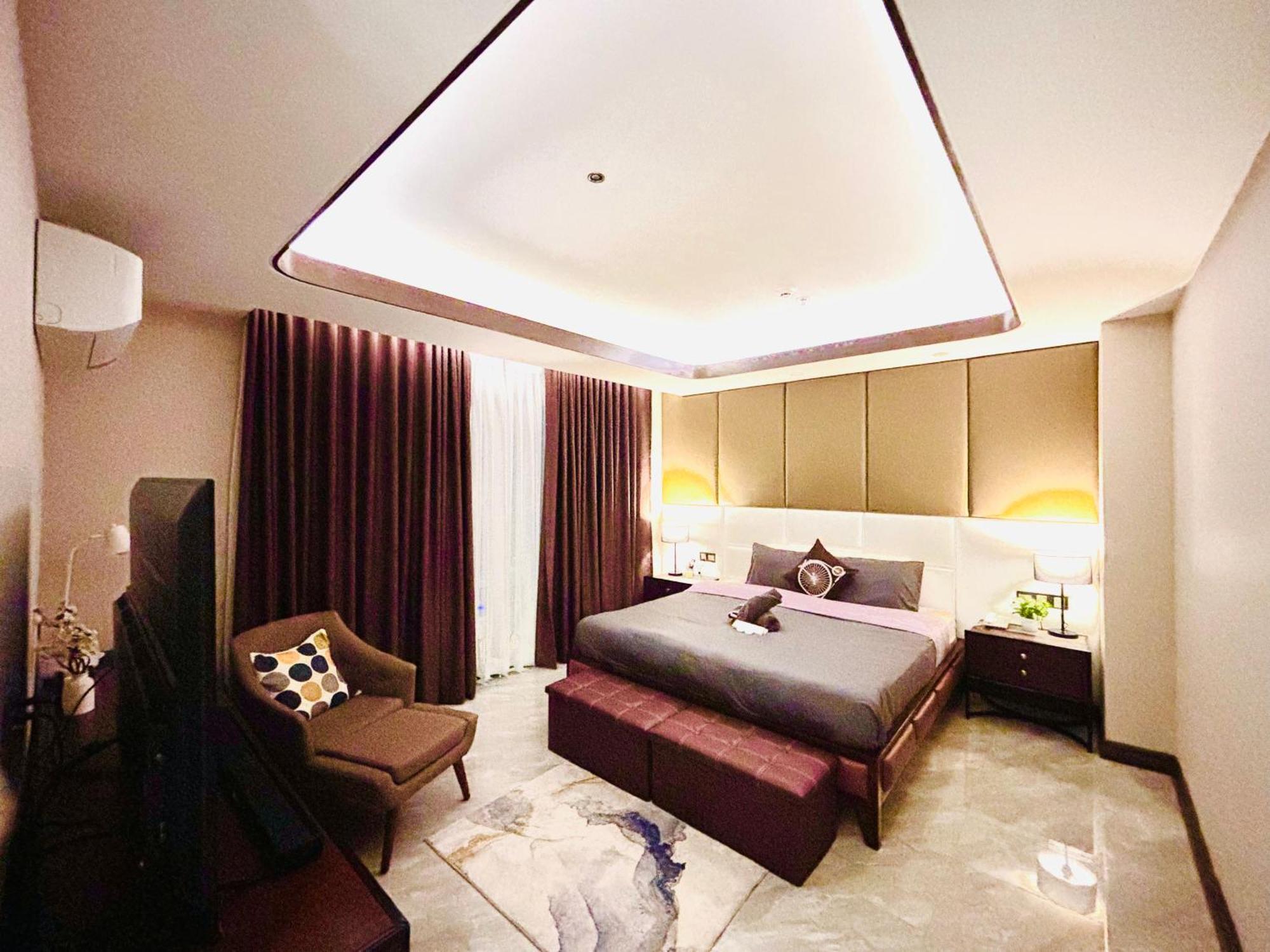 One Euphoria Prime Suite Hotel アンヘレス エクステリア 写真